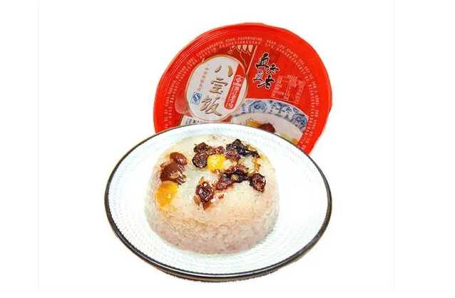 八寶飯專(zhuān)業(yè)包裝線：鎖住傳統(tǒng)美味，融合現(xiàn)代科技，開(kāi)啟美食新篇章！